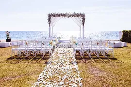 outside wedding